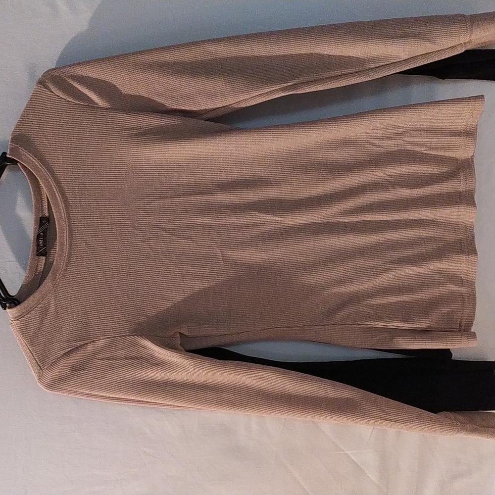 ( 2 ) Thermal Shirts